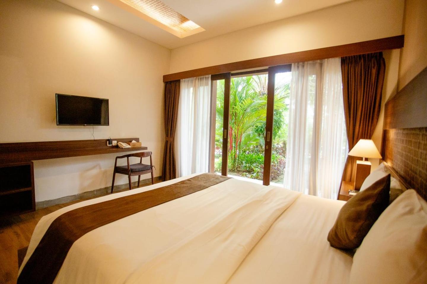 Ratan Uluwatu Hotel And Villas Extérieur photo