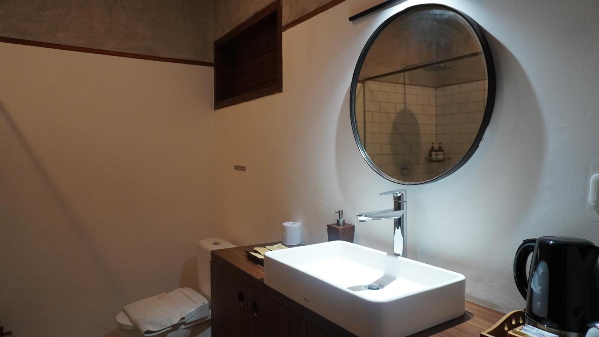 Ratan Uluwatu Hotel And Villas Extérieur photo